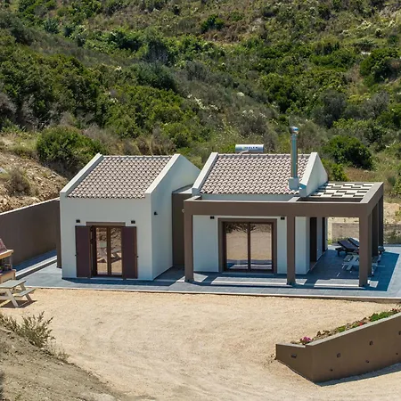 Beachfront Fteri * Ζόλα