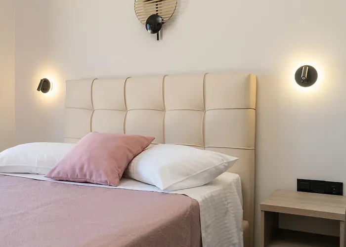 Beachfront Fteri Zóla